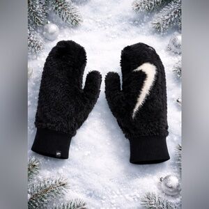 Nike Fuzzy Faux Fur Mittens